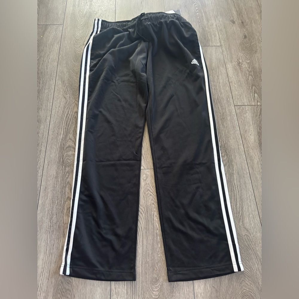 Adidas womanâs âBlack Track Pants multi sport